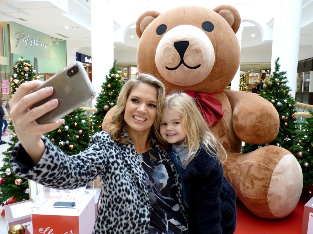 Selfie control as Good Morning Britain presenter backs charity